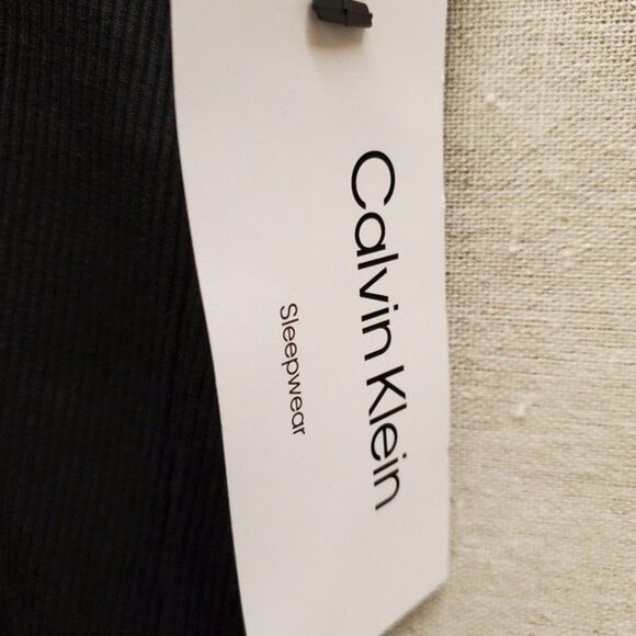 Calvin Klein ck Ladies Sleep Wear Button Black Tank in Large - Picture 3 of 4